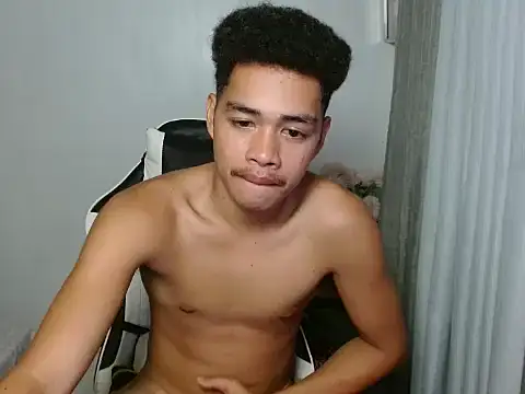curlyasian_njxx Pertunjukan Webcam