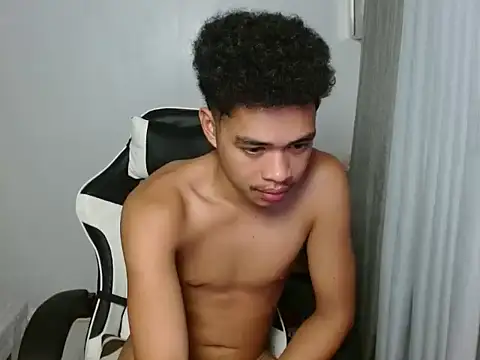 curlyasian_njxx Pertunjukan Webcam