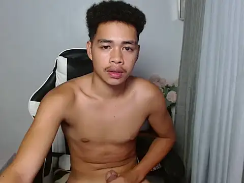 curlyasian_njxx Pertunjukan Webcam