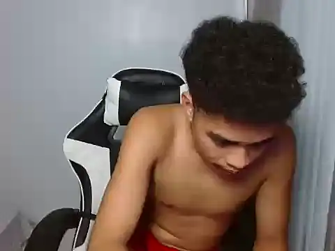 curlyasian_njxx Pertunjukan Webcam
