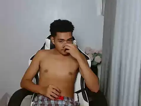curlyasian_njxx Pertunjukan Webcam