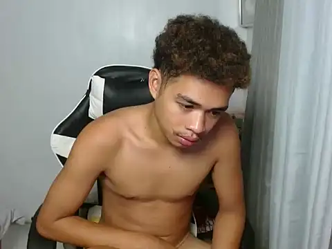 curlyasian_njxx Pertunjukan Webcam
