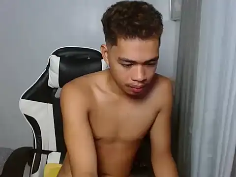 curlyasian_njxx Pertunjukan Webcam