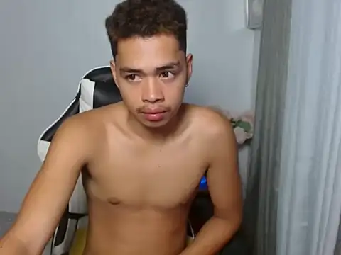 Show Webcam de curlyasian_njxx
