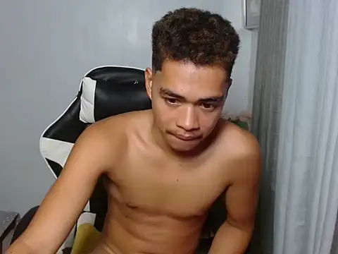 curlyasian_njxx Pertunjukan Webcam