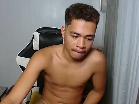 curlyasian_njxx Pertunjukan Webcam