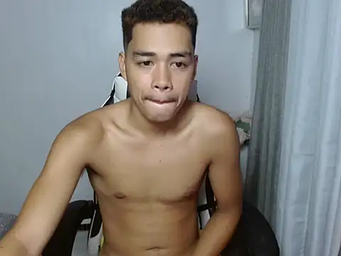 curlyasian_njxx Pertunjukan Webcam