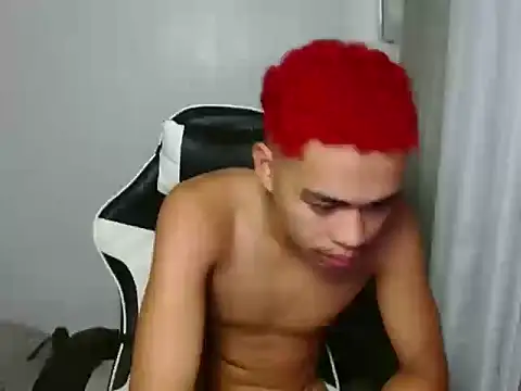curlyasian_njxx Show in webcam