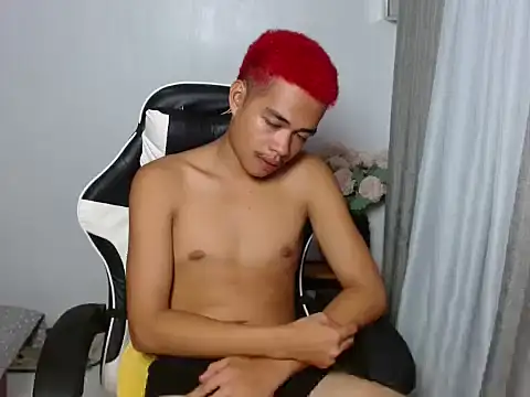 Show webcam de curlyasian_njxx