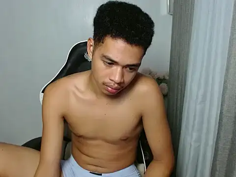 curlyasian_njxx Pertunjukan Webcam