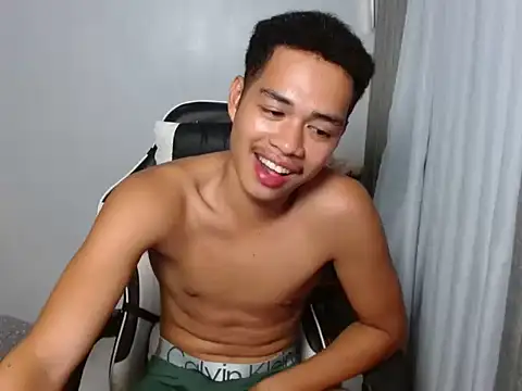 curlyasian_njxx Webcam-Show
