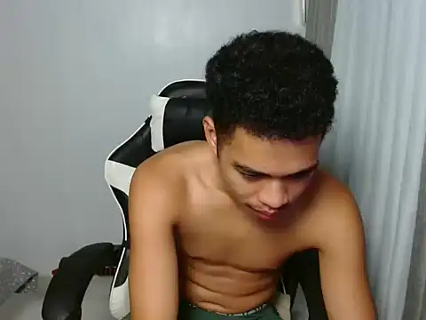 curlyasian_njxx Pertunjukan Webcam
