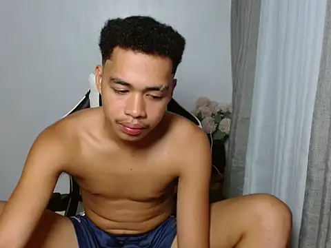 curlyasian_njxx Pertunjukan Webcam
