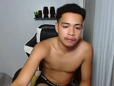 curlyasian_njxx Pertunjukan Webcam