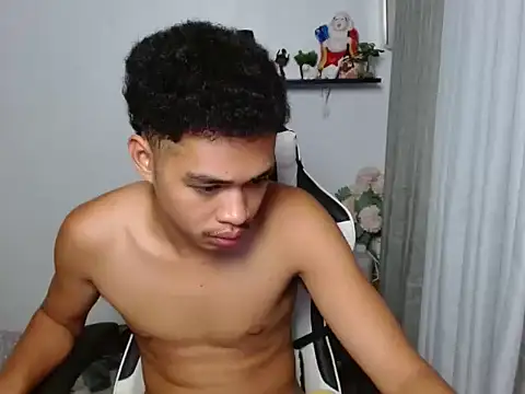 curlyasian_njxx Pertunjukan Webcam