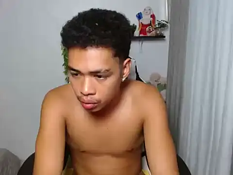 curlyasian_njxx Webcam-Show