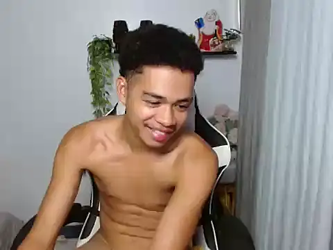 curlyasian_njxx Pertunjukan Webcam