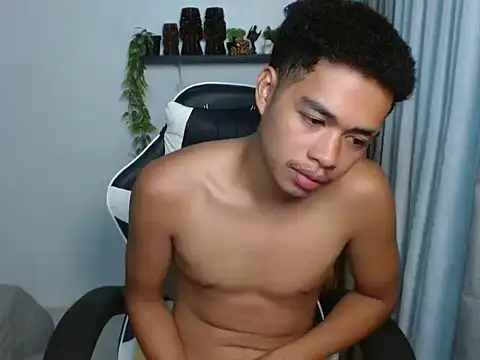 curlyasian_njxx Pertunjukan Webcam