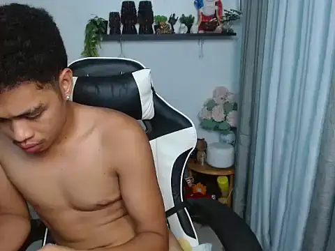 curlyasian_njxx Pertunjukan Webcam