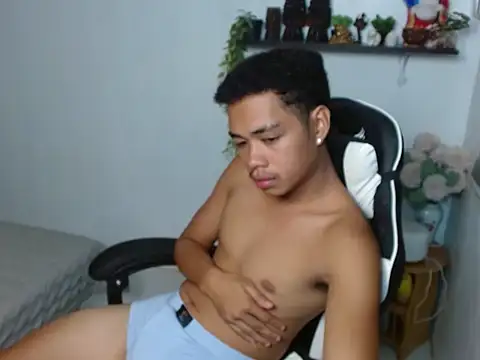 Вебкам-шоу curlyasian_njxx