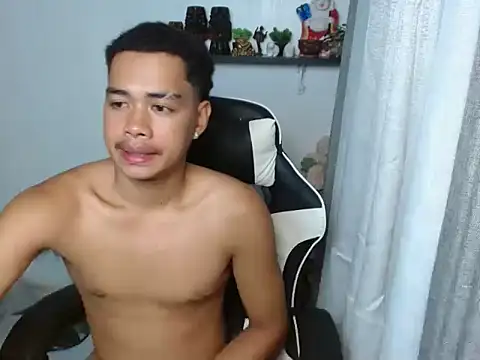 curlyasian_njxx Pertunjukan Webcam