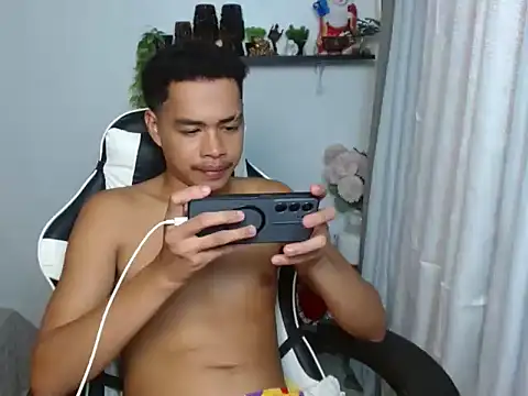 curlyasian_njxx Pertunjukan Webcam