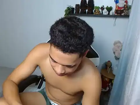 curlyasian_njxx Pertunjukan Webcam