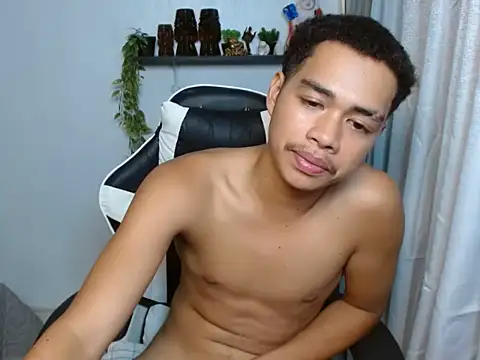 curlyasian_njxx Pertunjukan Webcam