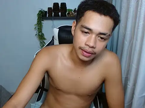 curlyasian_njxx's Live XXX Chat