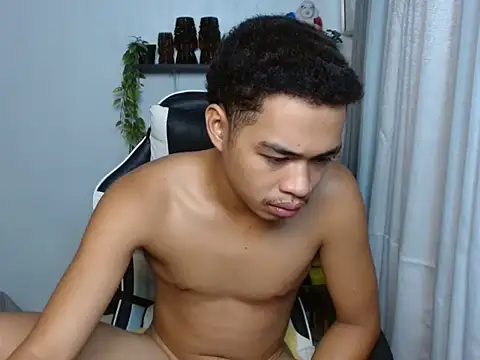 curlyasian_njxx Pertunjukan Webcam