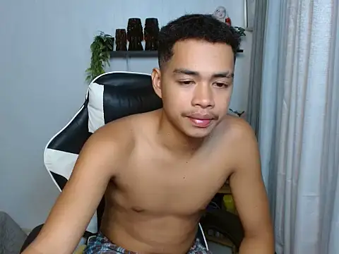 curlyasian_njxx Pertunjukan Webcam