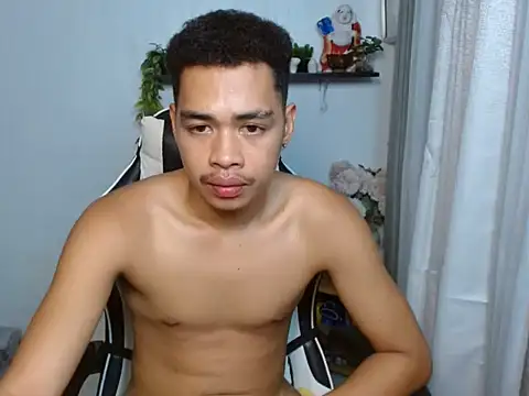 curlyasian_njxx Pertunjukan Webcam
