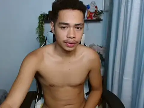 Show Webcam de curlyasian_njxx
