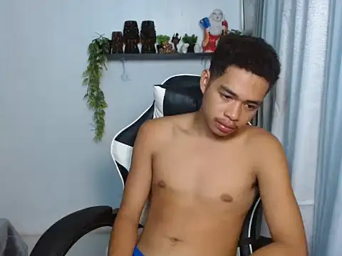 curlyasian_njxx Pertunjukan Webcam