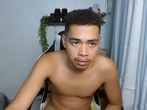curlyasian_njxx Шоу с уебкамера