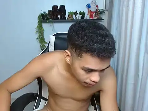 curlyasian_njxx Pertunjukan Webcam