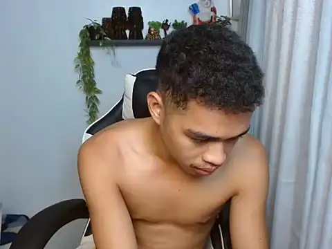 curlyasian_njxx Pertunjukan Webcam