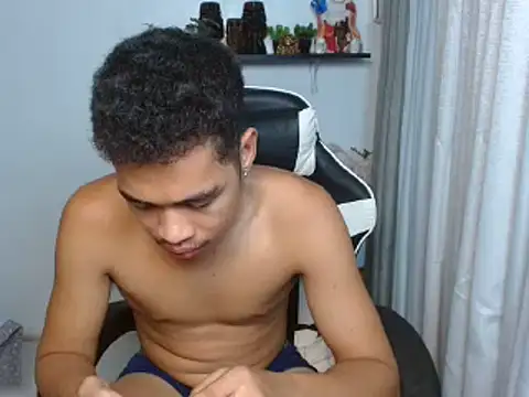 curlyasian_njxx Pertunjukan Webcam