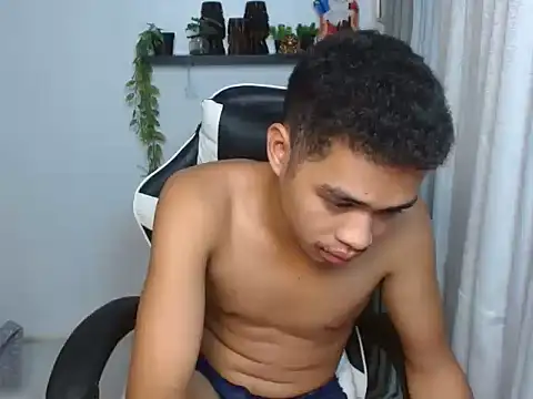 curlyasian_njxx Pertunjukan Webcam