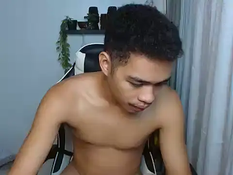 curlyasian_njxx Pertunjukan Webcam