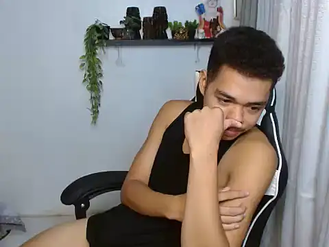 Show Webcam de curlyasian_njxx