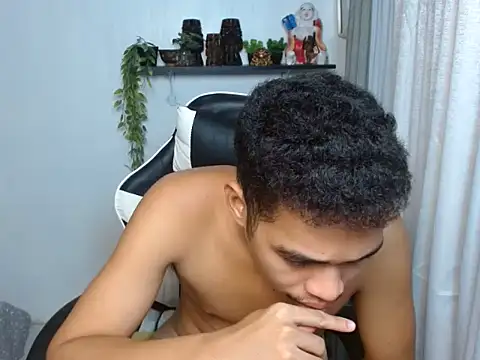 curlyasian_njxx Pertunjukan Webcam