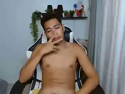 curlyasian_njxx Pertunjukan Webcam