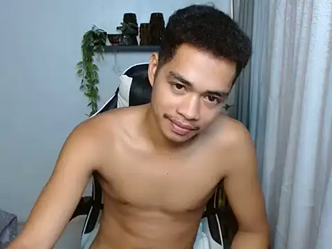 curlyasian_njxx webcam show