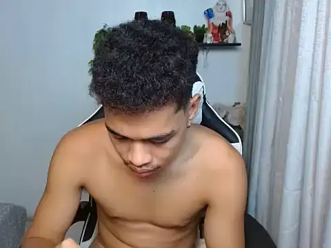 عرض كام curlyasian_njxx