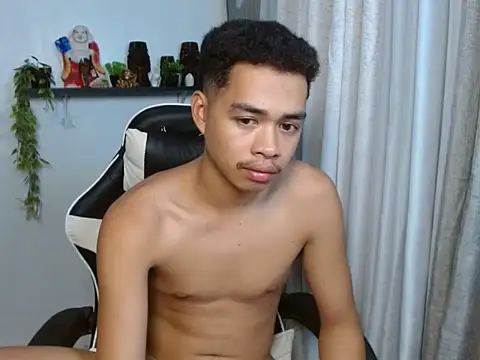 curlyasian_njxx Pertunjukan Webcam
