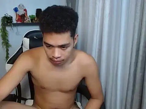 curlyasian_njxx Pertunjukan Webcam