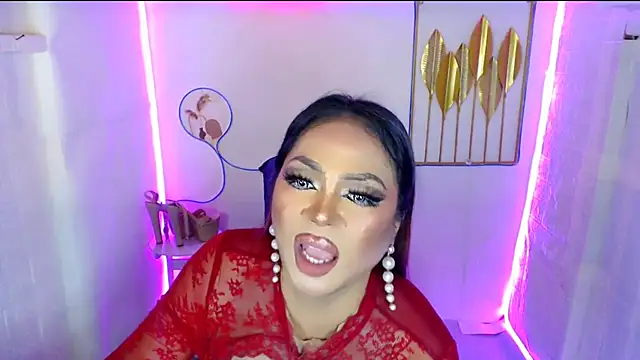 WildSelfsuckerAmanda 网络视讯表演