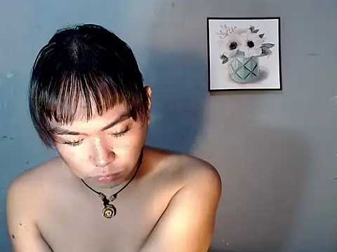 Asianblk_barbiedoll: διαδικτυακό σόου στην κάμερα