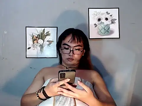Asianblk_barbiedoll Adlı Modelin Web Kamerası Şovu